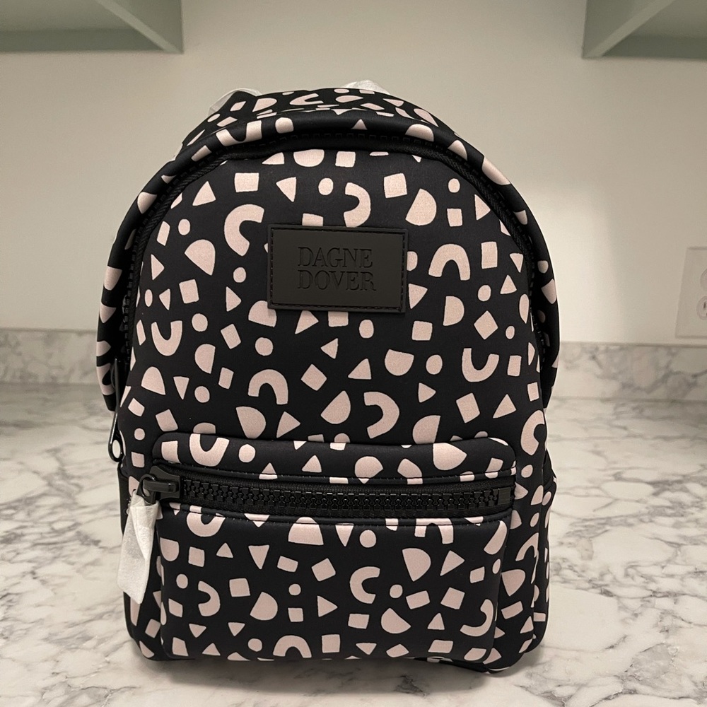 Dagne Dover NWT Sm Block Party Dakota